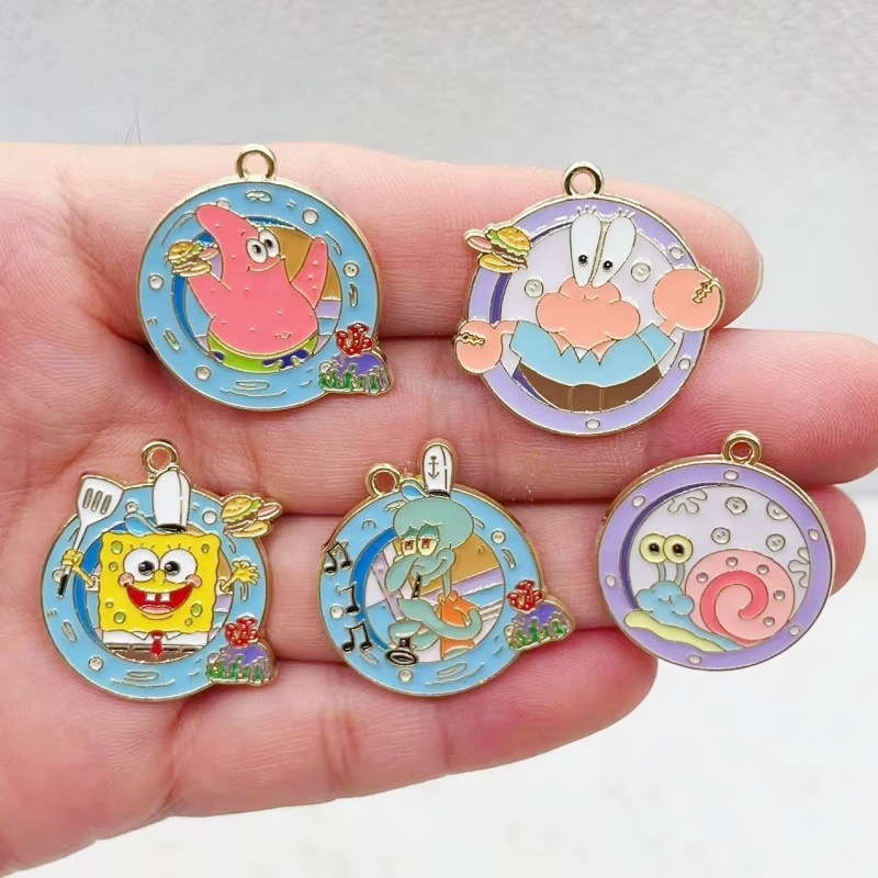 10 szt. zawieszek z stopu w ks – Anime Merchandise Gift recenzja i cena